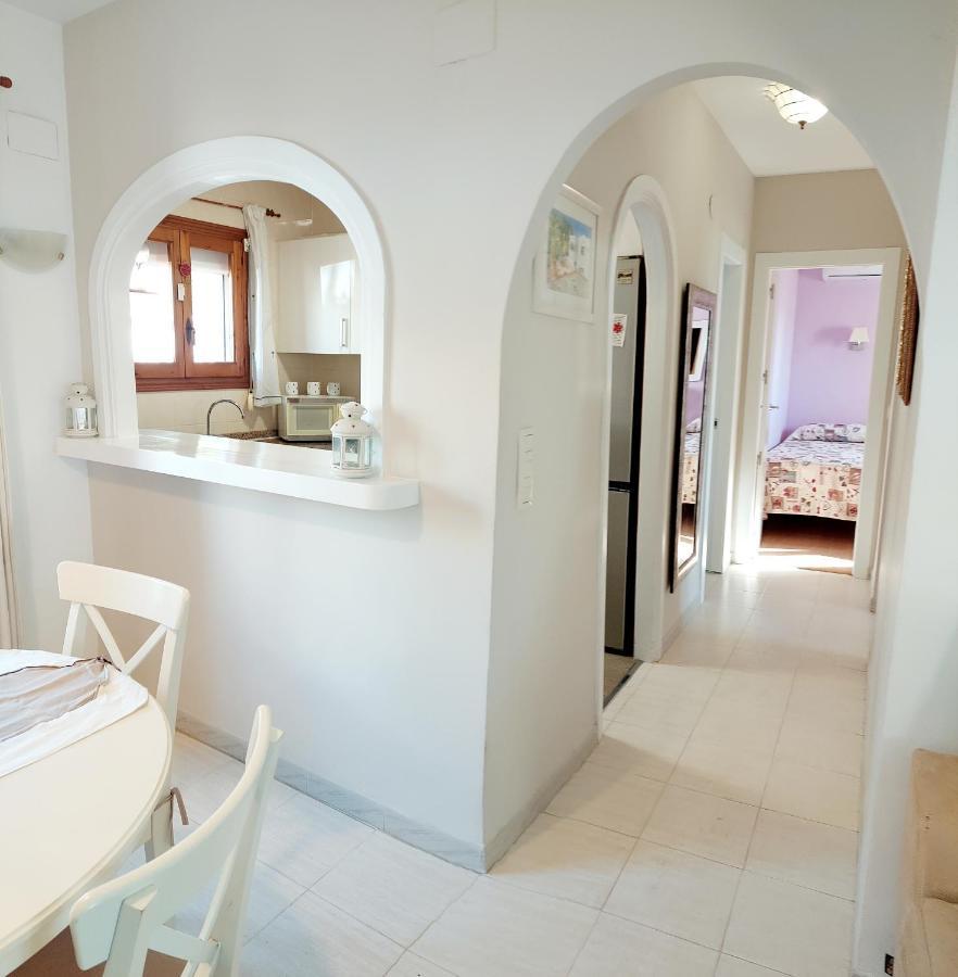 Villa Robert con piscina comunitaria uso exclusivo para una casa por turno Calpe Exterior foto
