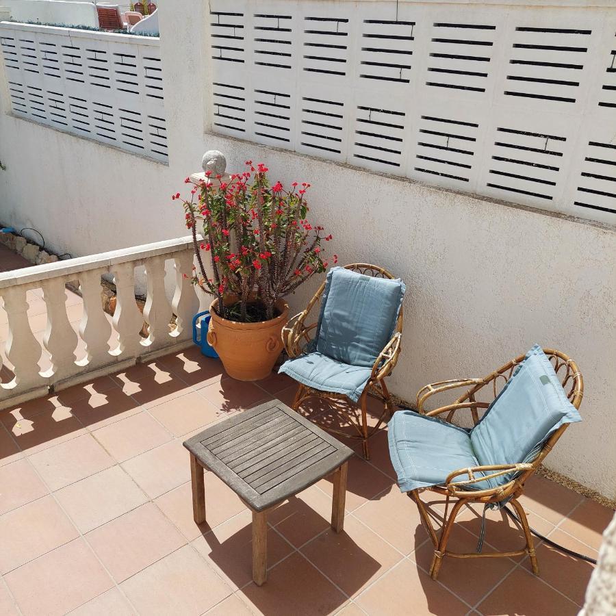 Villa Robert con piscina comunitaria uso exclusivo para una casa por turno Calpe Exterior foto