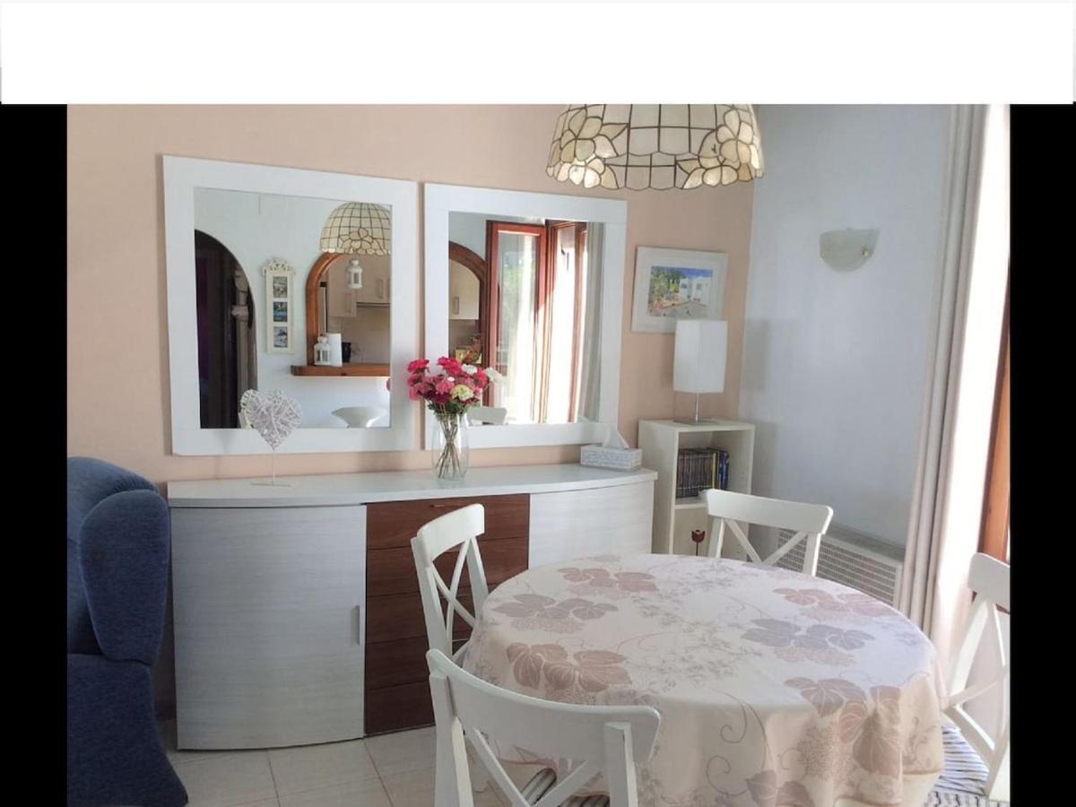 Villa Robert con piscina comunitaria uso exclusivo para una casa por turno Calpe Exterior foto