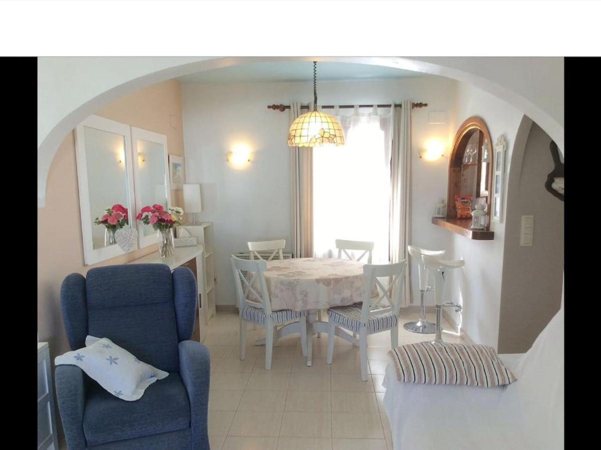 Villa Robert con piscina comunitaria uso exclusivo para una casa por turno Calpe Exterior foto